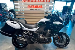 Kawasaki Versys 1000 grand tourer