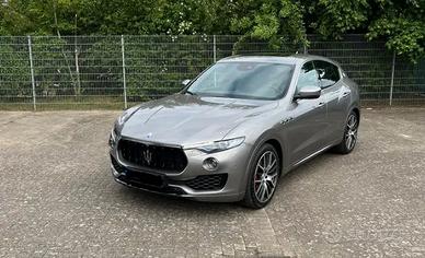 Ricambi usati per Maserati Levante 3000TD del 2016