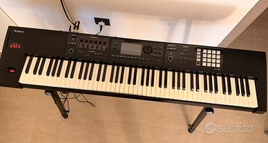 Roland FA-08