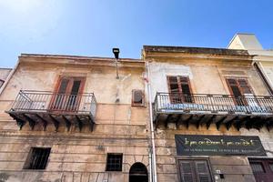 5 LOCALI A BAGHERIA