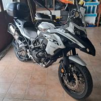 Benelli TRK 502x(SCAMBI)