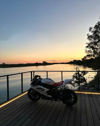Yamaha r6