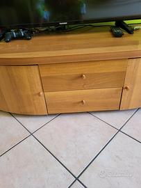 Mobile TV, robusto, Elegante e capiente