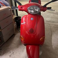 Piaggio Vespa 125 ET4 4 tempi