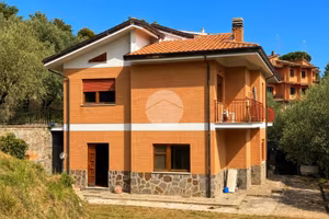 VILLA SINGOLA A PALIANO