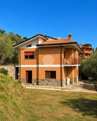 VILLA SINGOLA A PALIANO