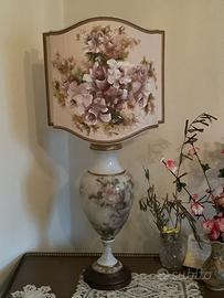 LAMPADA elegante da tavolo