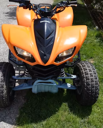 Kawasaki KFX 700 automatico con retro patente b