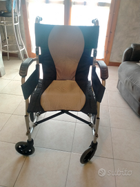 Carrozzina per disabili ULTRA LEGGERA