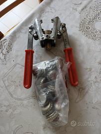 Tappatrice tappi corona G.A.P. vintage 