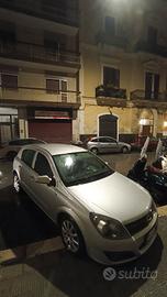 Opel Astra h