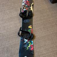 Tavola da sowboard con attacchi