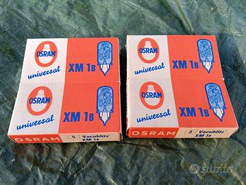 vintage di lampadine flash fotografiche