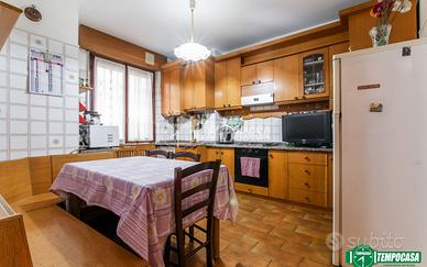 Appartamento a Arese Via Vismara 3 locali