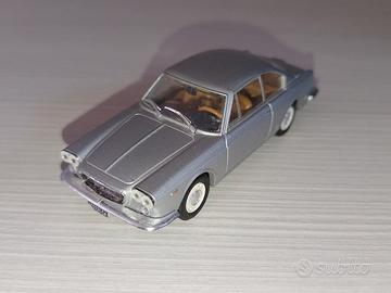 Modellino Lancia Flavia Coupe Pininfarina Norev 