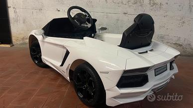 Lamborghini Aventador per bimbi