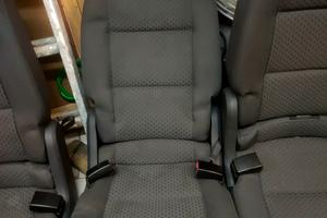 sedili posteriori touran