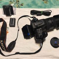 SONY ALPHA 350 con VARIO-SONNAR 3,5-4,5/16-80 ZA