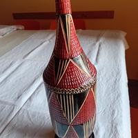 Rwanda-Artigianato ligneo-Vaso intagliato a mano