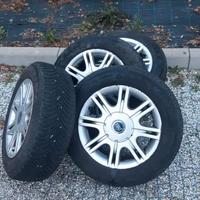 4 Cerchi in lega con gomme invernali Multipla