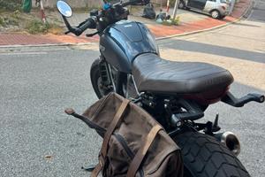 Ducati scrambler Nightshift (depotenziata)