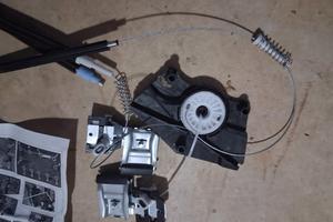 alzavetro sinistro  new beetlo cabrio 2005