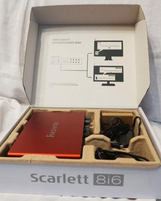 scheda audio focusrite 8i6 alimentata