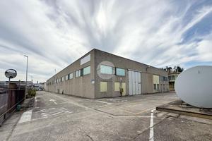 CAPANNONE A PORTO MANTOVANO