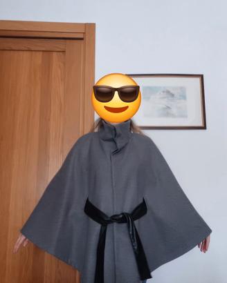 Mantella con cinta taglia unica marca Talco Talco