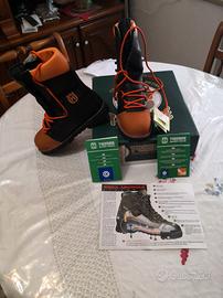 Scarponi Antitaglio TREEMME/HUSQVARNA