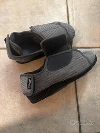 Pantofole ortopediche con velcro