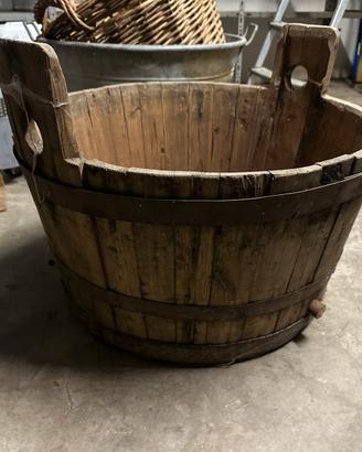 Mastello antico in legno