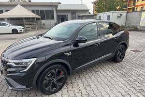Renault Arkana Hybrid E-Tech 145 CV R.S. Line