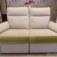 Divano  2 posti con 1 relax elettrico