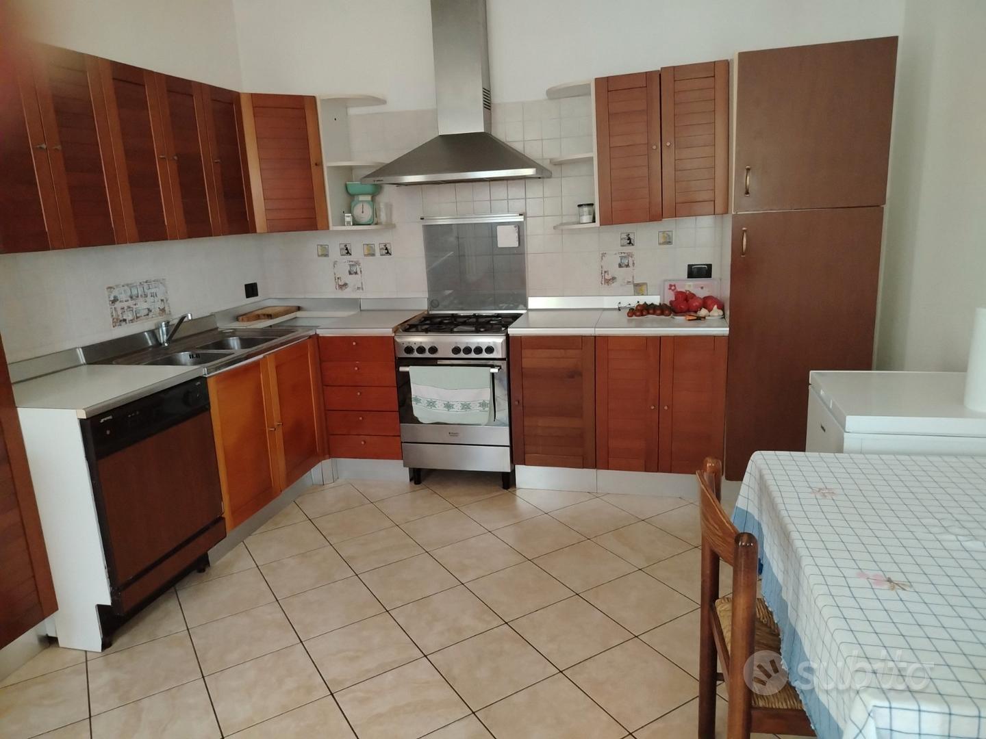 Casa – RO - Vista 2