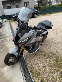 Honda x adv 750