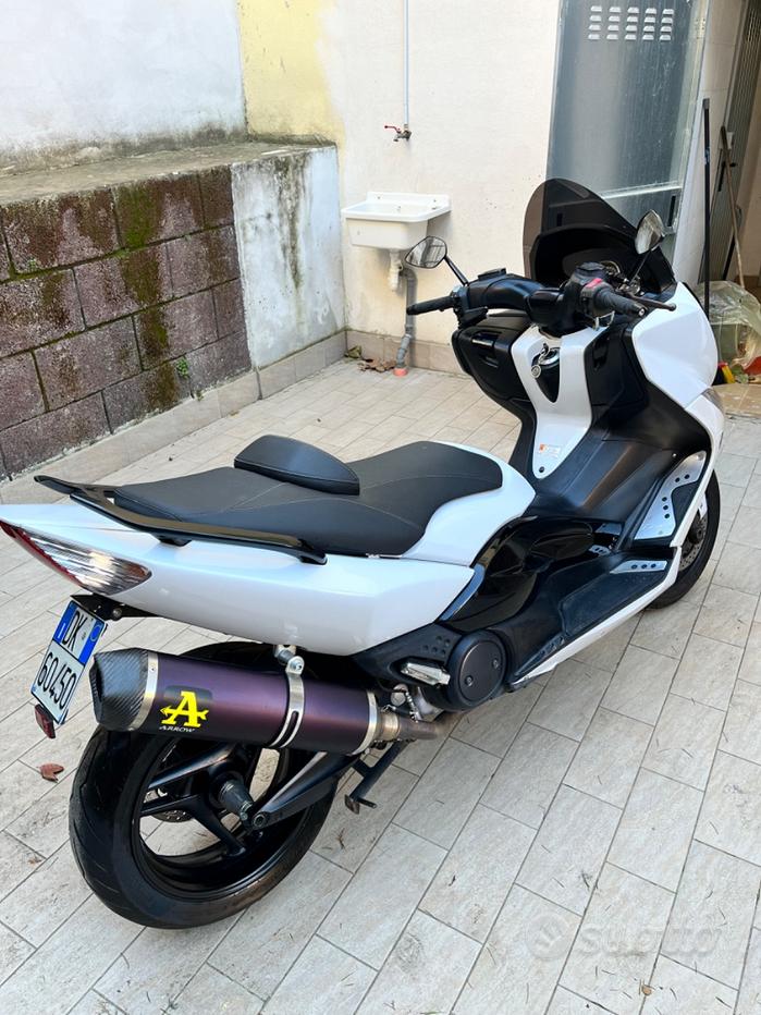 T-max - Vendita in Moto e scooter in Toscana 