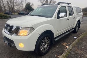 Nissan Navara 3.0 dCi 4 porte Double Cab LE V6