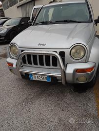 jeep cherokee kj limited 2800