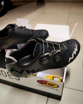 Scarpe Northwave Revolution 43