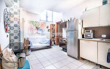 BILOCALE CON TERRAZZO