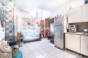 BILOCALE CON TERRAZZO