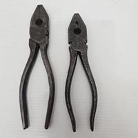 2 PINZE UNIVERSALI VINTAGE IN FERRO