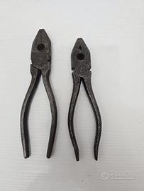 2 PINZE UNIVERSALI VINTAGE IN FERRO