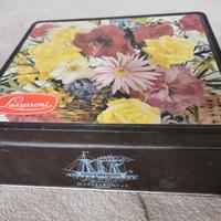 Scatola  di latta vintage biscotti Lazzaroni