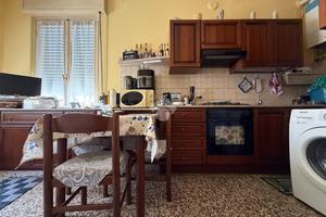 2 LOCALI A STRADELLA