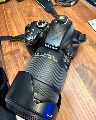 Nikon D3300 + Sigma DC 18/250mm 1:3,5-6,3 HSM