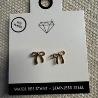 Orecchini a lobo Lovisa