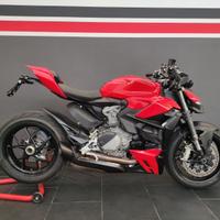 Ducati Streetfighter v2