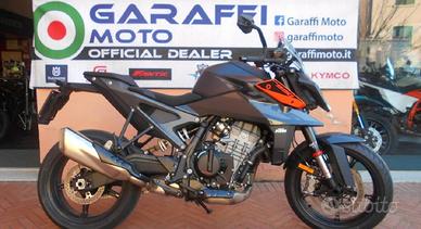KTM DUKE 990